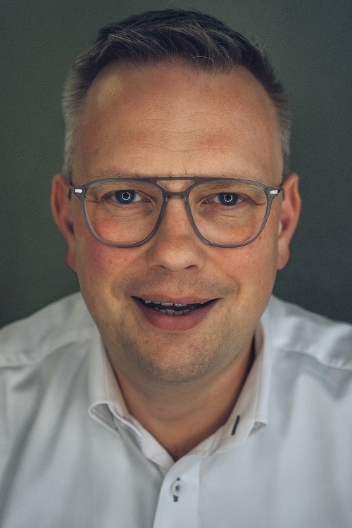 Augenoptikermeister Tim Findeisen von Augenoptik Findeisen  